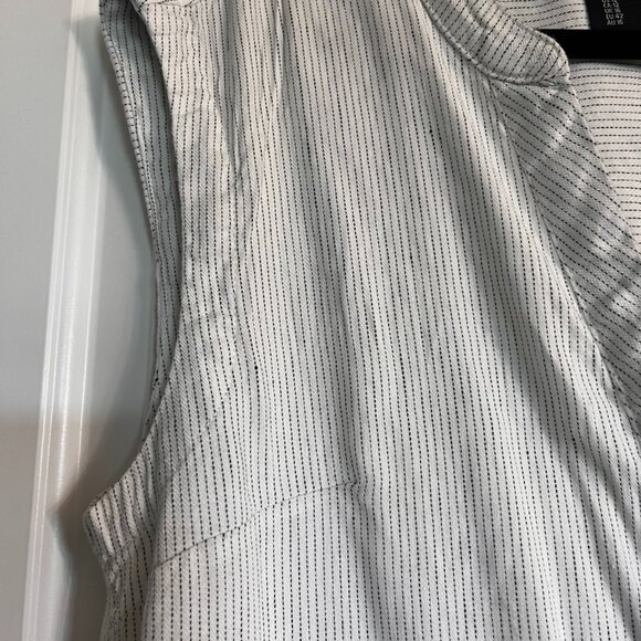 Tahari Striped Linen-Rayon Button-Down Dress – Size 12 – Beige & White - Picture 7 of 9